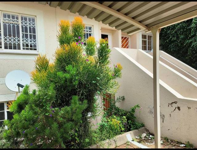 3 BEDROOM APARTMENT FOR SALE IN STERREWAG